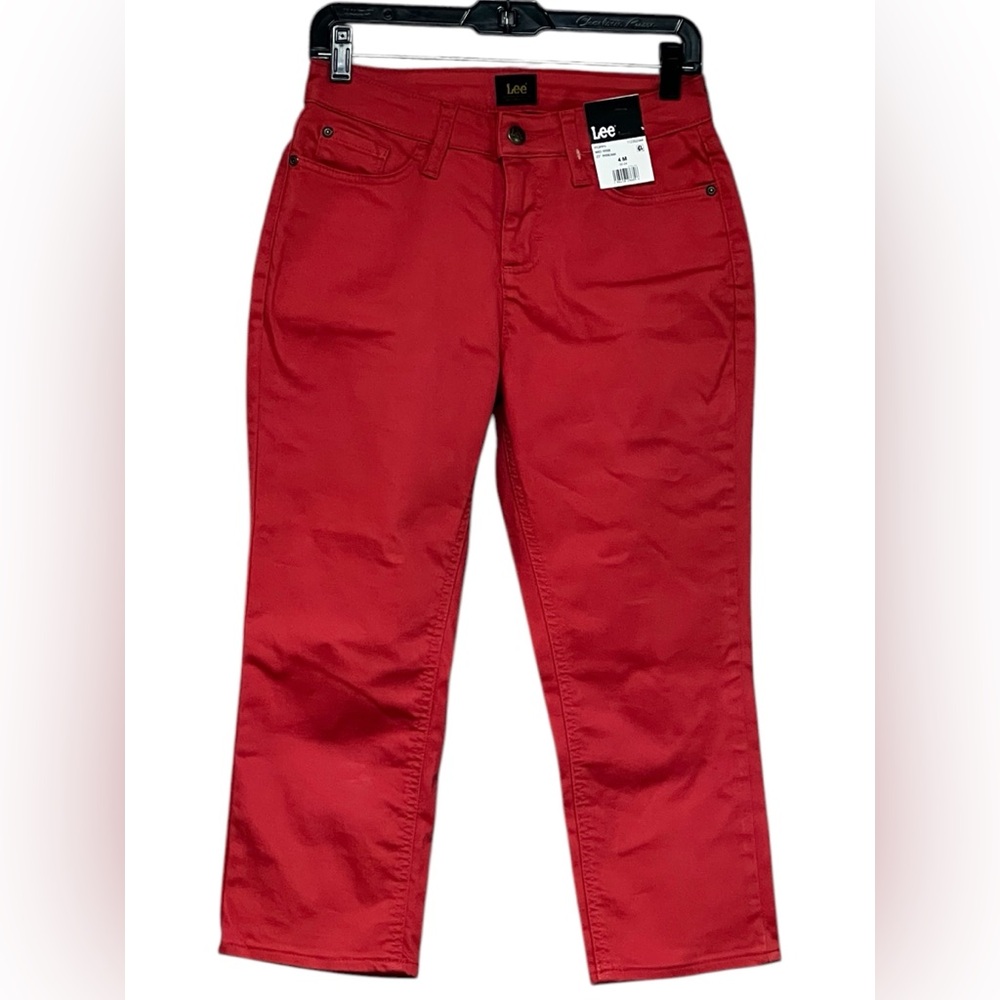 Lee Mid-Rise Denim Capri Jeans Poppy Color Size 4M NWT